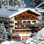 Almhof Hotel 4*