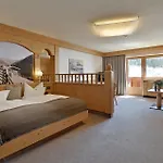 Almhof Hotel