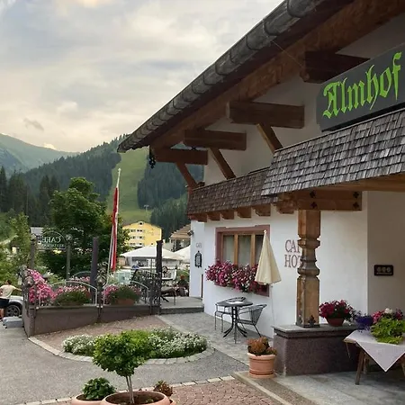Almhof Otel