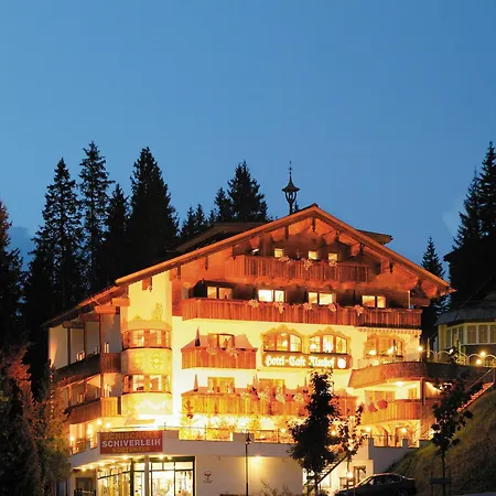 Almhof הוכפוגן