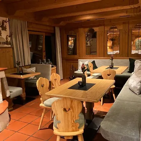 Almhof הוכפוגן